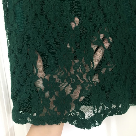 Elegant Lace Pencil Skirt: Wedding Guest Attire - Picture 3 of 7